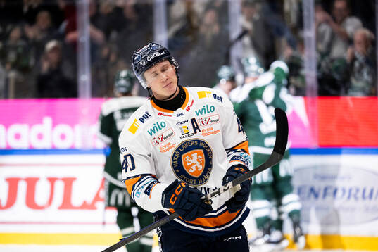 Växjös Dennis Rasmussen deppar