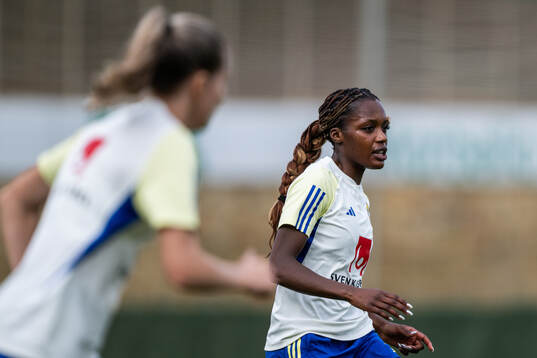 Evelyn Ijeh of the Swedish women's national football team