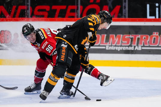 Luleås Pontus Andreasson och Skellefteås Oskar Vuollet