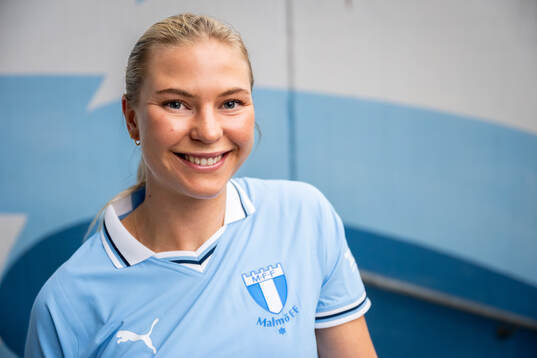 Malmö FF presenterar Ellen Löfqvist som ny spelare