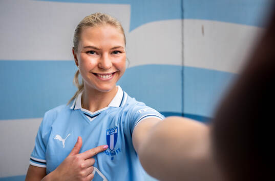 Malmö FF presenterar Ellen Löfqvist som ny spelare