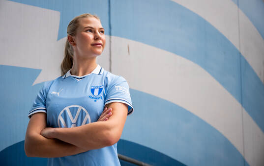 Malmö FF presenterar Ellen Löfqvist som ny spelare