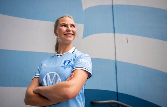 Malmö FF presenterar Ellen Löfqvist som ny spelare