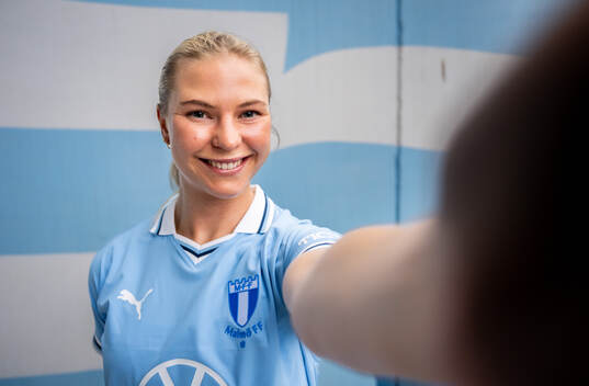 Malmö FF presenterar Ellen Löfqvist som ny spelare