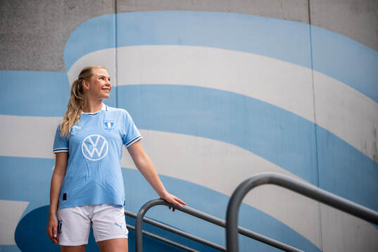 Malmö FF presenterar Ellen Löfqvist som ny spelare