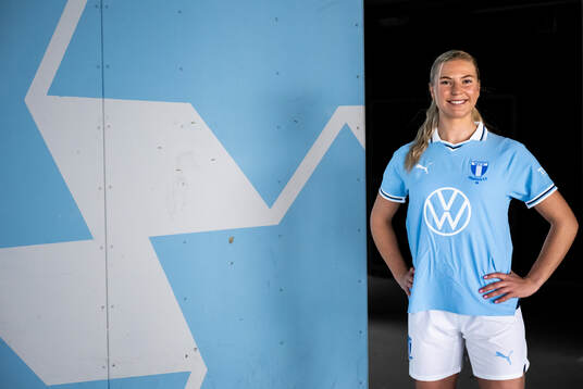 Malmö FF presenterar Ellen Löfqvist som ny spelare