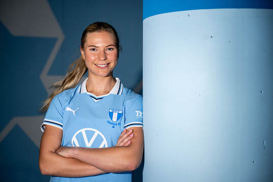 Malmö FF presenterar Ellen Löfqvist som ny spelare