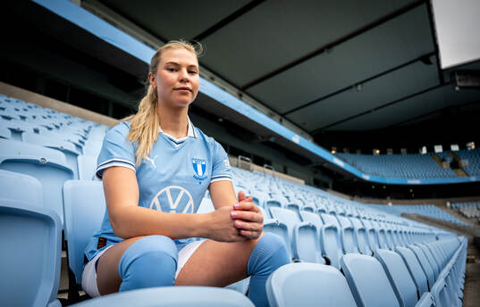Malmö FF presenterar Ellen Löfqvist som ny spelare