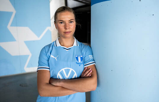 Malmö FF presenterar Ellen Löfqvist som ny spelare