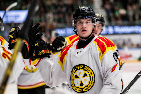 Brynäs Victor Söderström jublar