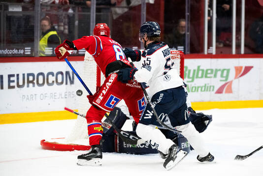 Timrås Oliver Kapanen och Linköpings Arvid Aronsson