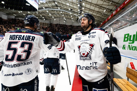 Linköpings Remi Elie jublar