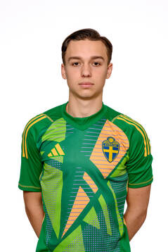 Leon Cornaire, målvakt