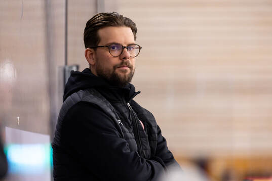 Troja/Ljungbys assisterande tränare Tobias Törnkvist