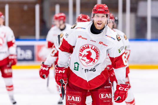 Troja/Ljungbys Carl Ernstig jublar