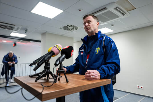 Head coach Peter Gerhardsson of the Swedish women's