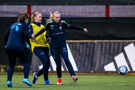 Mathilde Harviken and Karina Sævik of the Norwegian