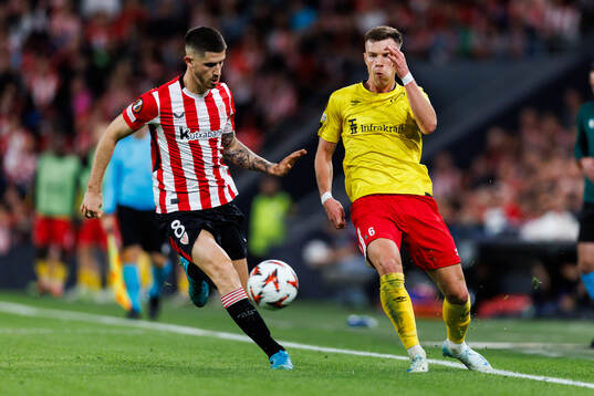 Ander Herrera of Athletic Bilbao and Andri Fannar