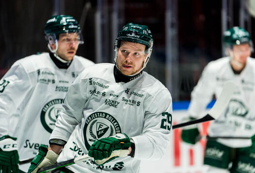 Färjestads Oskar Steen