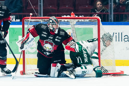 Malmö Redhawks målvakt Marek Langhamer och Färjestads