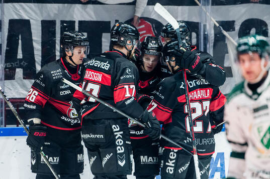 Malmö Redhawks Joona Ikonen jublar