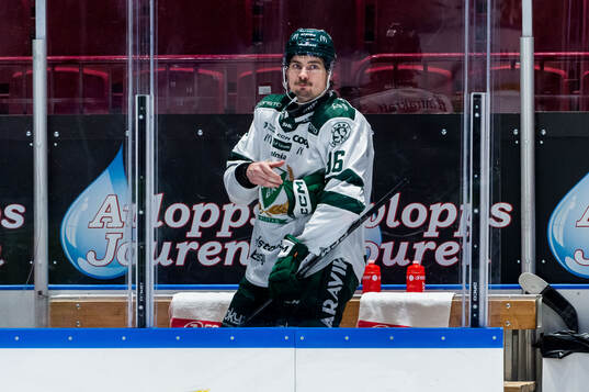 Färjestads David Tomasek deppar