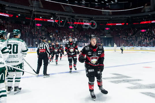 Malmö Redhawks Joona Ikonen jublar