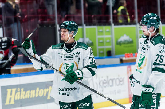 Färjestads Magnus Nygren jublar