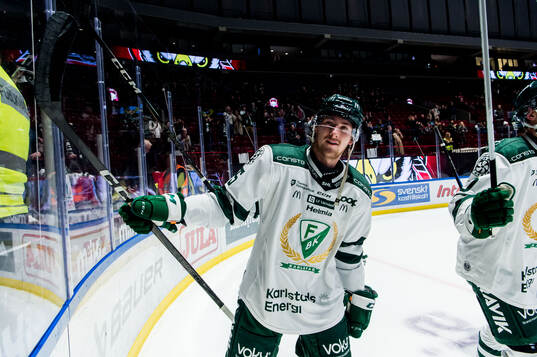Färjestads Jeremy Salvas Groleau jublar