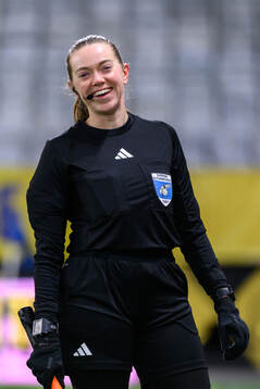 Referee Elsa Wisting