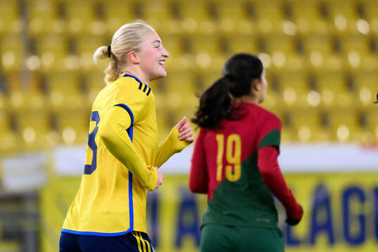 Wilma Leidhammar of Sweden celebrates