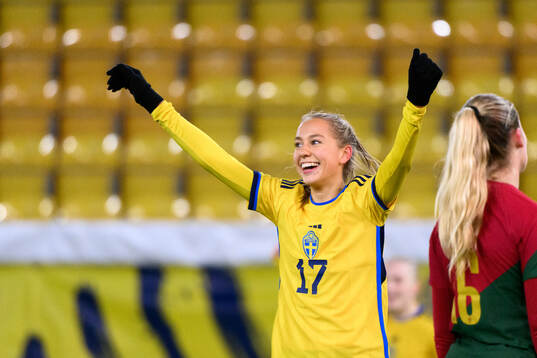 Sara Eriksson of Sweden celebrates