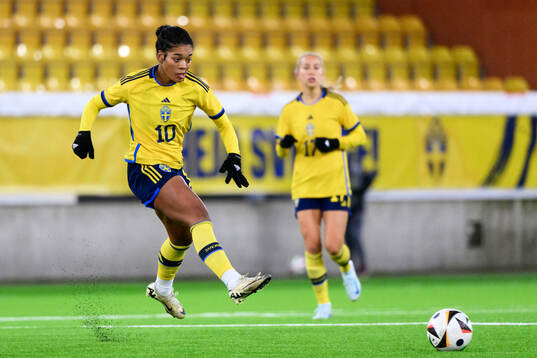 Evelina Duljan of Sweden