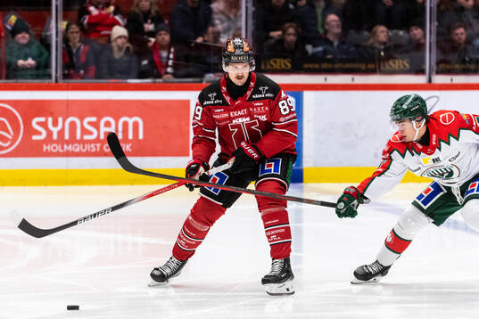 Örebros Patrik Karlkvist och Frölundas Isac Born