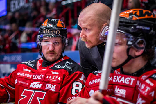Örebros assisterande tränare Tobias Thermell och Patrik