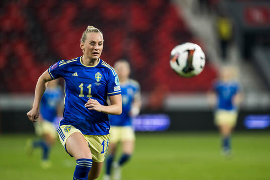 Stina Blackstenius of Sweden