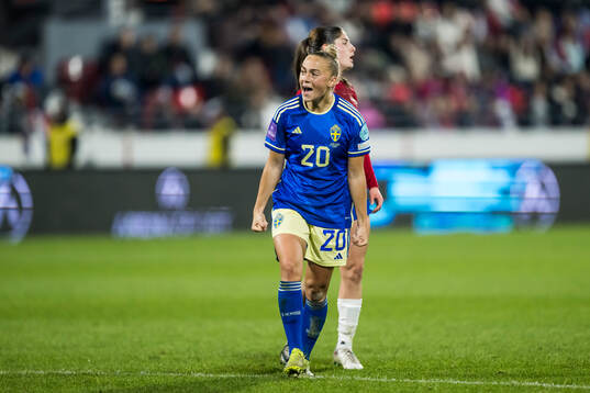 Hanna Bennison of Sweden celebrating the 1-0 goal