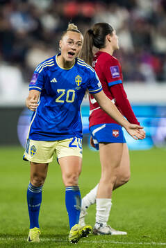 Hanna Bennison of Sweden celebrating the 1-0 goal