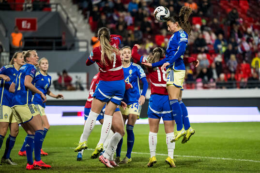 Rusul Rosa Kafaji of Sweden scores the 2-0 goal