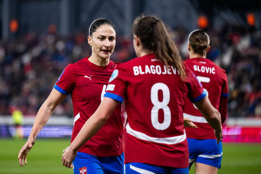 Nevena Damjanovic and Dina Blagojevic of Serbia