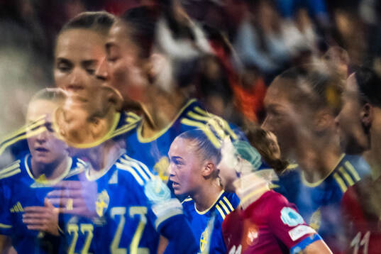 Magdalena Eriksson, Rusul Rosa Kafaji and Hanna Bennison of