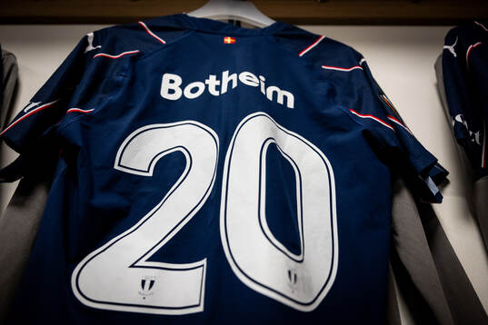 The kit of Erik Botheim of Malmö FF in the dressing room