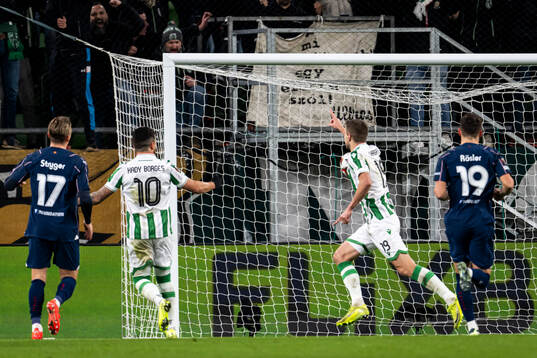 Barnabas Varga of Ferencvaros celebrates the 1-0 goal