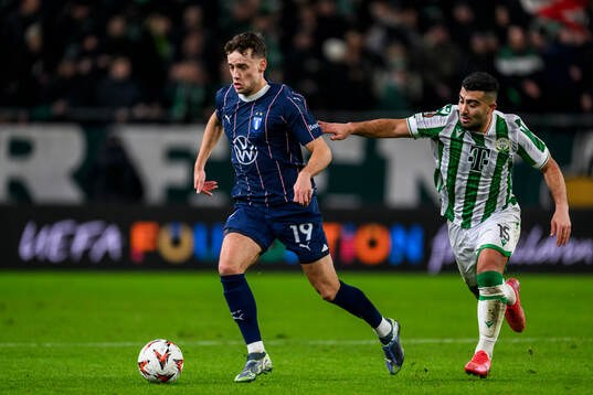 Colin Rösler of Malmö FF and Mohammad Abu Fani of