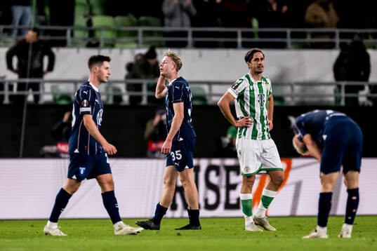 Nils Zätterström of Malmö FF looks dejected