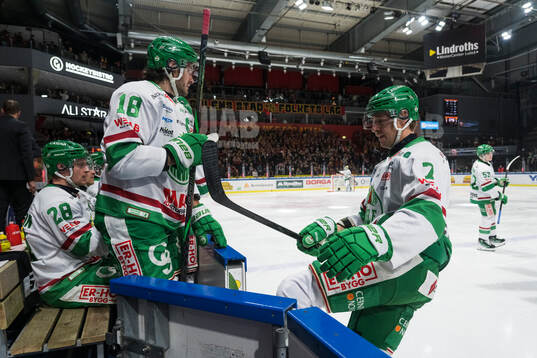 Rögles Dennis Everberg och Carter Ashton deppar