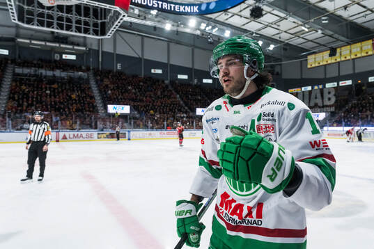 Rögles Dennis Everberg jublar