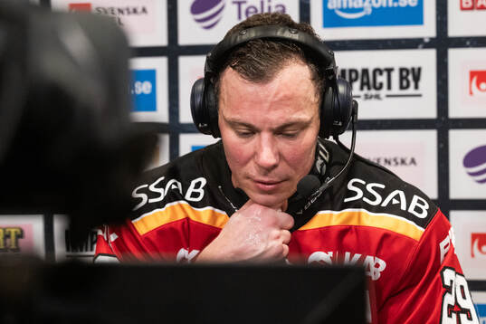 Luleås Erik Gustafsson deppar och