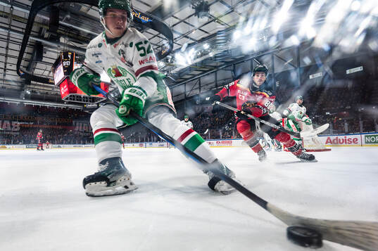 Rögles Felix Nilsson och Luleås Mathias Bromé