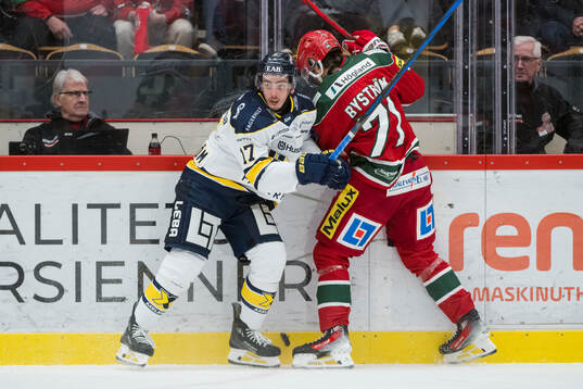 HV71s Isac Brännström och Ludwig Byström